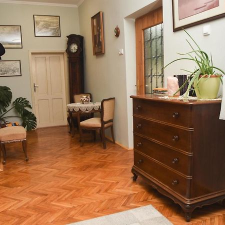 Apartman Woolf Senta Exterior foto